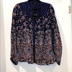 MOVING SALE Lucky brand long sleeve blue print blouse